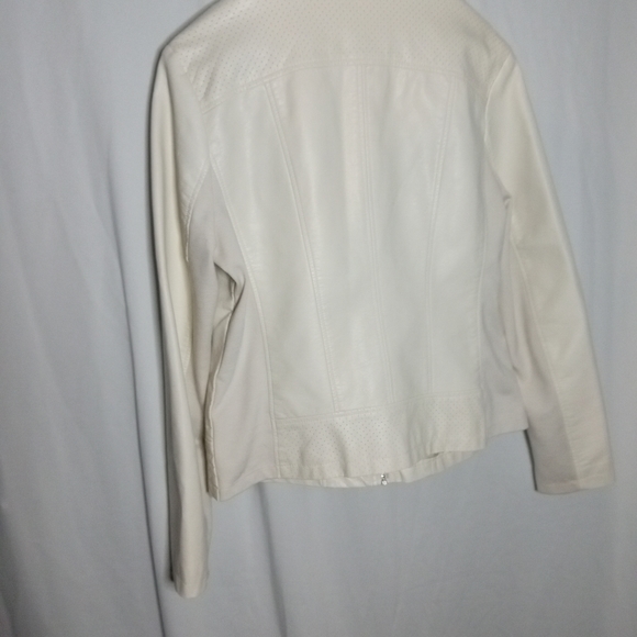 Kenneth Cole Reaction leather jacket - Picture 2 of 4